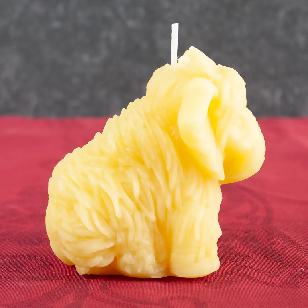 Goldgelbe Bienenwachs-Kerze in Form eines süßen Mammuts, 6,5cm Höhe Ansicht Seite